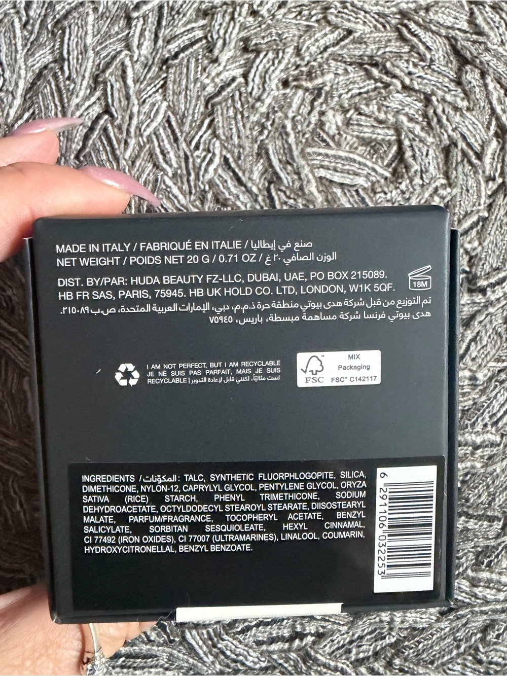 Huda Beauty Easy Bake Loose Baking & Setting Powder - sugar cookie - Picture 3 of 3